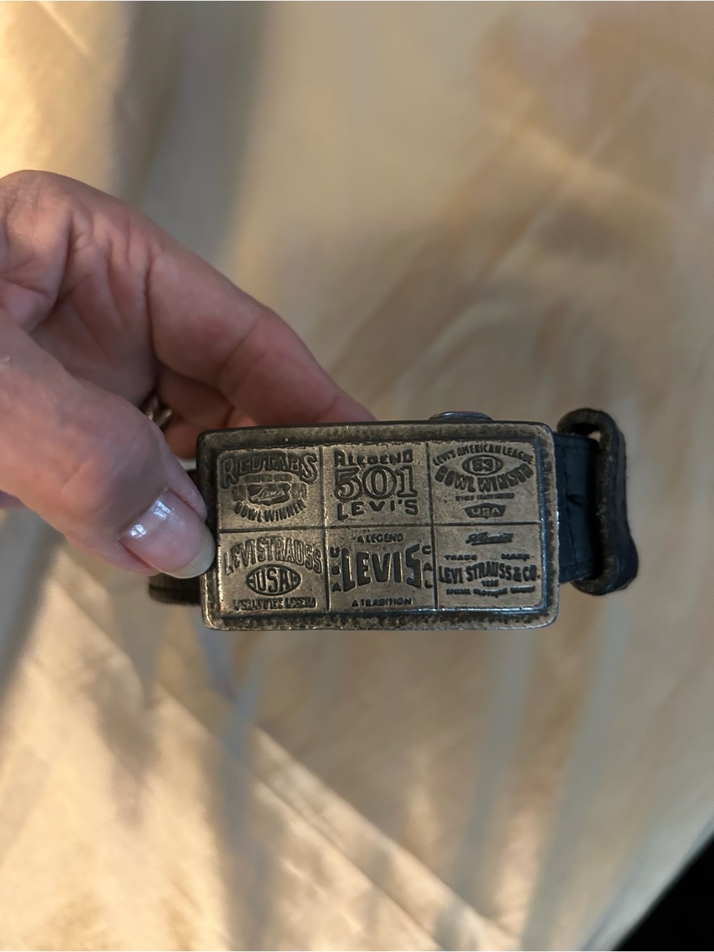 Levi's Silver-Tone 501 Logo Belt Buckle with Black belt leather ( well used )